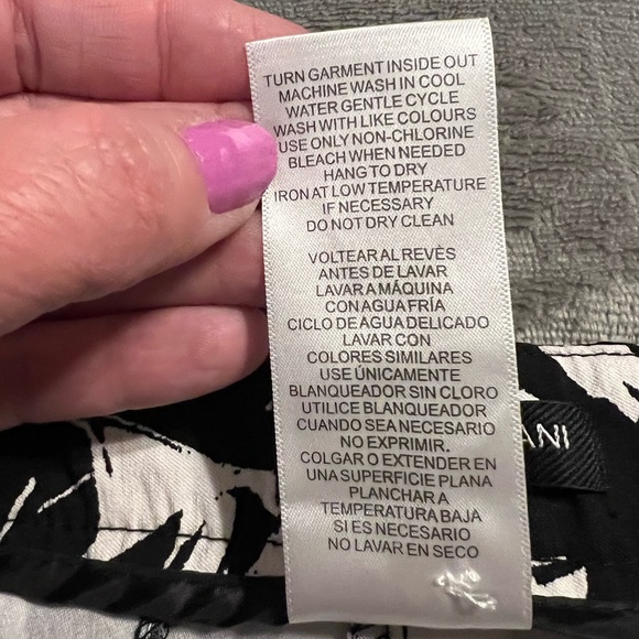 Mario Serrani Bermuda Shorts, Size 14, NWOT: B2 - Picture 4 of 9